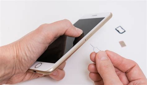 swapping sim cards between iphones.